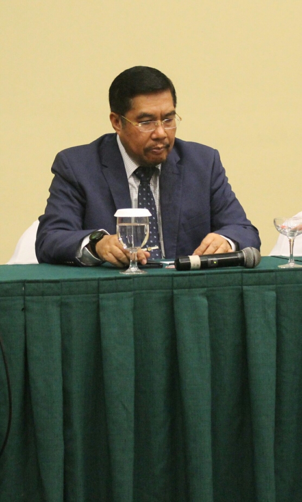 Ketua Ikatan Apoteker Indonesia (foto: koleksi pribadi)