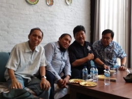 Bersama bapak Kamal. Foto | Dokpri