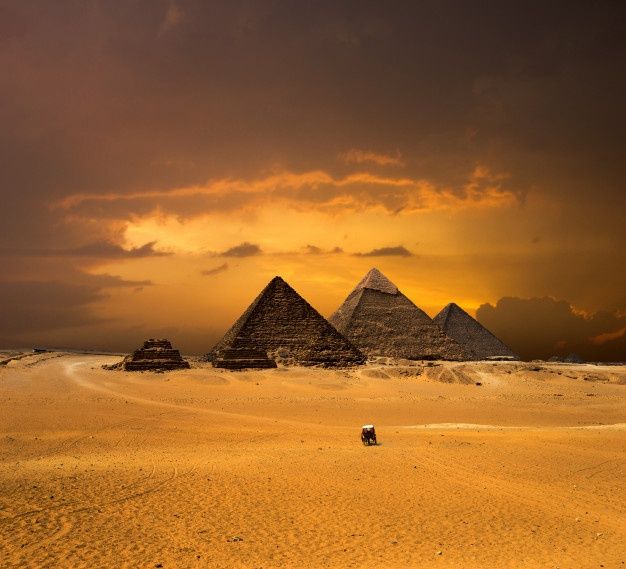 Pyramida Giza, Mesir (Dokumentasi: pixabay.com)