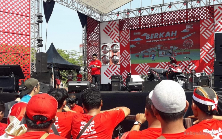 Perluncuran program Berkah atau Berbelanja Dekat Rumah oleh Wakil Gubernur Jateng dalam acara Festival SRC Indonesia di Semarang. (Dokpri).