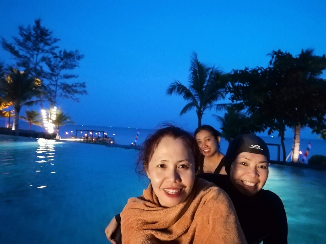 Leebong, Pulau Menawan di Pesisir Barat Belitung Leebong, Pulau Menawan di Pesisir Barat Belitung