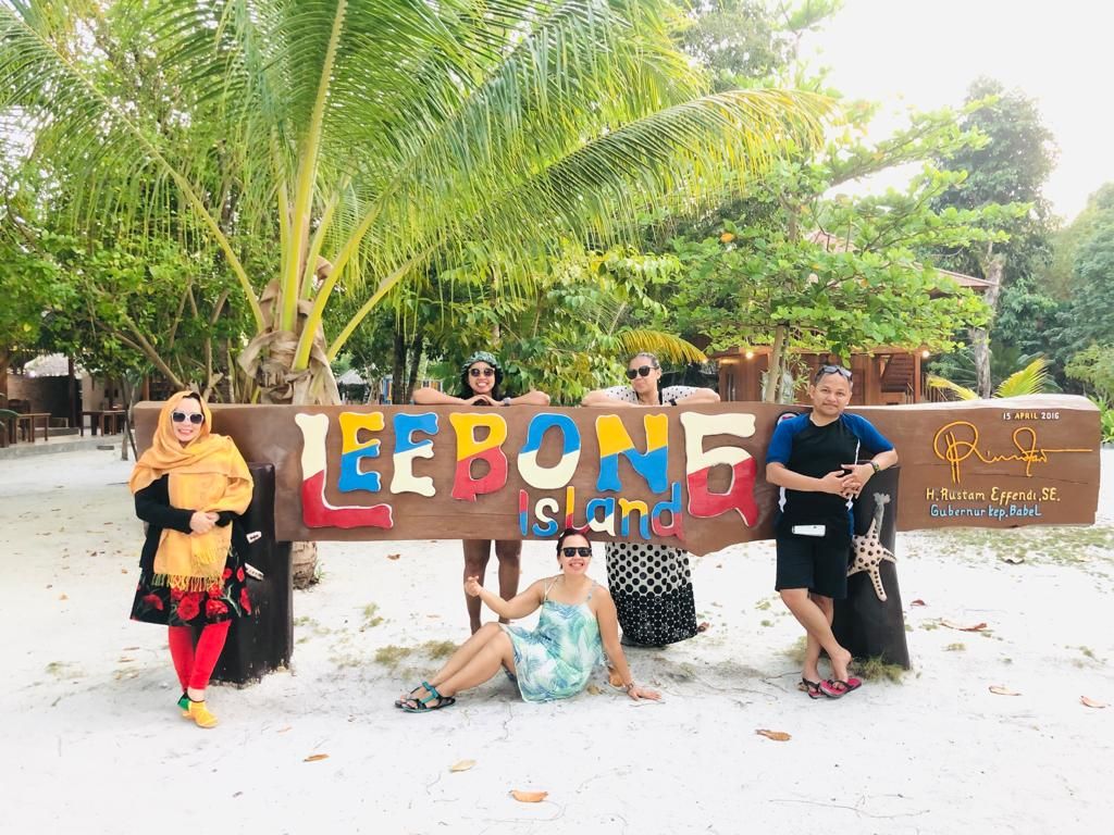 Leebong, Pulau Menawan di Pesisir Barat Belitung Leebong, Pulau Menawan di Pesisir Barat Belitung