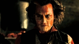 Sweeney Todd diperankan oleh Johnny Depp di versi film. (Id.bookmyshow.com)