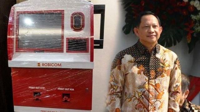 Mendagri Tito dan Mesin ADM (Tribunnews | JIMMY RAMADHAN AZHARI)