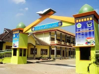 Pondok Pesantren Bustanul Ulum mlokorejo 