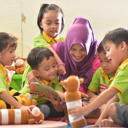 Bukankah belajar itu seharusnya menyenangkan? | Sumber gambar : alifakids.com