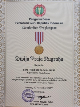 Piagam Dwija Praja Nugraha untuk Kabupaten Lanny Jaya