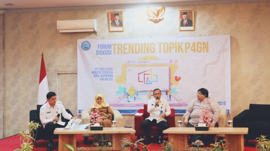 Para narasumber forum diskusi Trending Topic P4GN Optimalisasi Rumah Edukasi Anti Narkoba (REAN.ID)