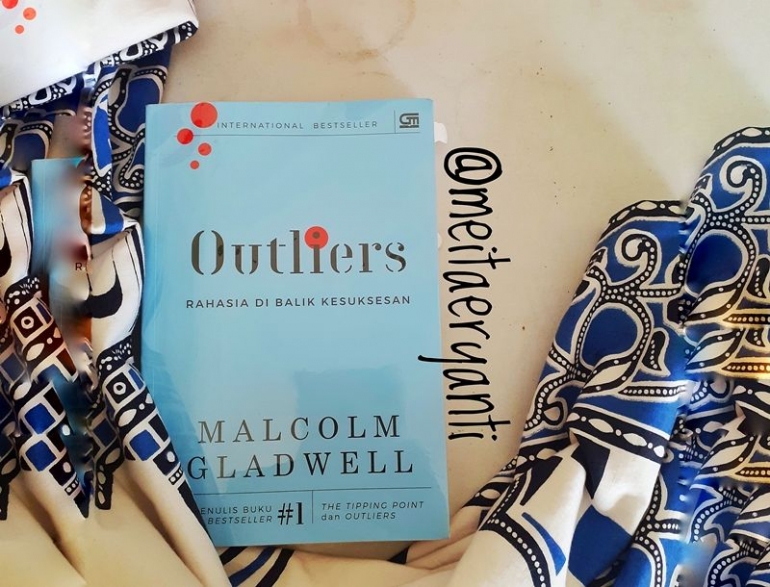 Buku Outliers edisi bahasa Indonesia (dokumentasi pribadi)