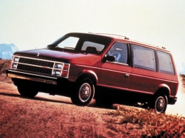 Dodge Caravan tahun 1984