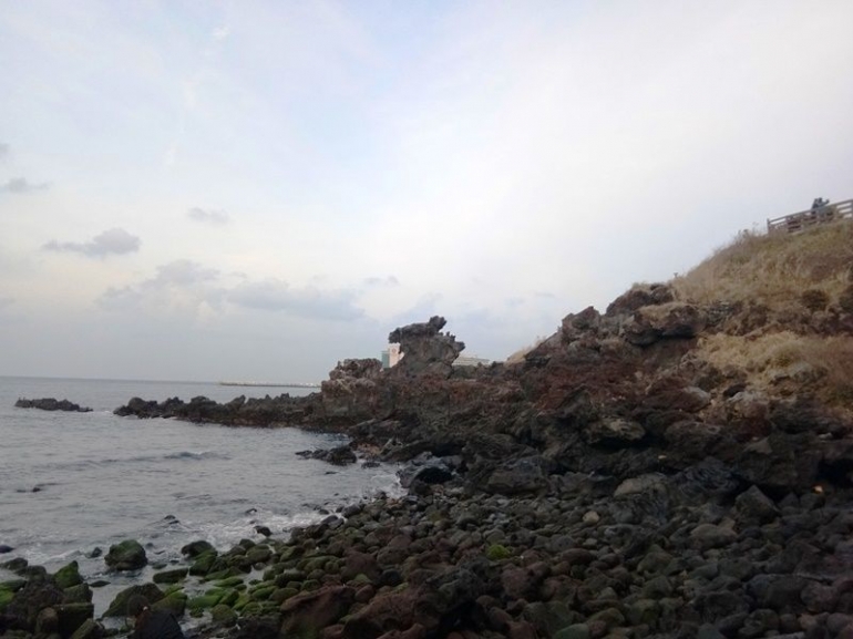 Pantai Kepala Naga Yongduam Rock| Dokumentasi pribadi