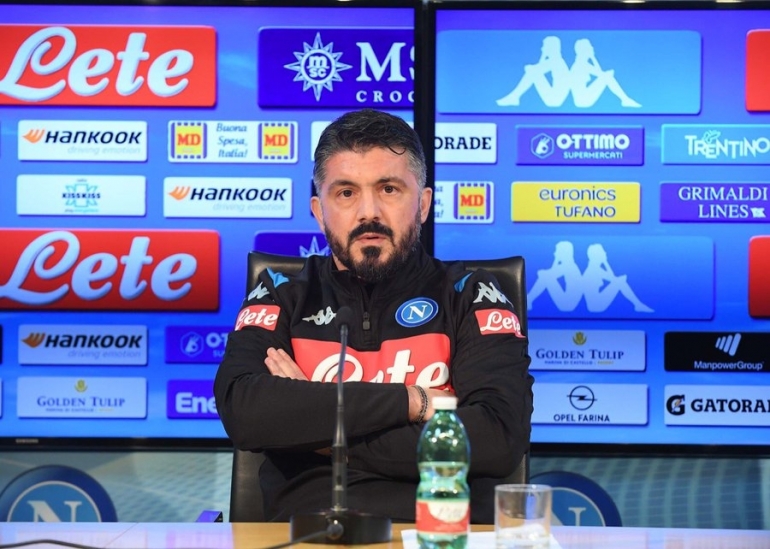 Konfrensipres pertama Gennaro Gattuso ketika sudah menjadi pelatih kepala SSC Napoli. (sumber: @sscnapoli)