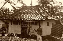 Rumah kuli kebun Onderneming Sukamandi (Foto: digitalcollection.universiteitleiden.nl)