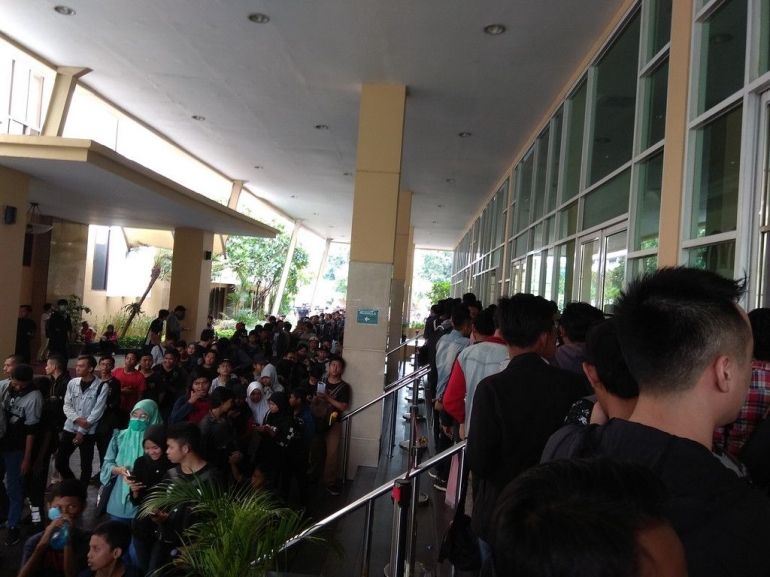 1,5 jam menunggu antrian (dokpri)