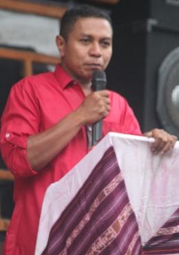 Arnoldus Haryanto Ara Tadon,S.Pd- Kades Adobala-Kelubagolit-Flotim-NTT
