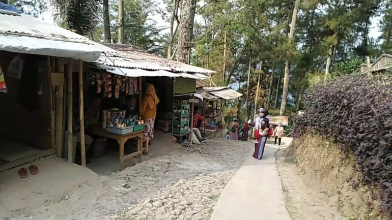 Warung di Gumuk Reco