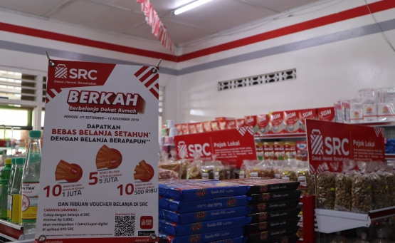 Aneka promo di toko kelontong SRC (dok. pri)