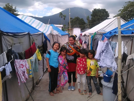 Foto: Dokumentasi pribadi saat meliput di pengungsian korban bencana Gunung Sinabung, Karo, Sumatera Utara