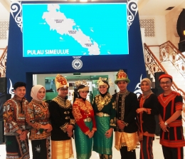 dok.pri budaya dan tradisi dalam baju adat Aceh