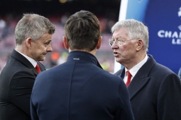 Sir Alex Ferguson (kanan) dan Ole Solskjaer (kiri) | Foto: Fox Sports/Getty Images