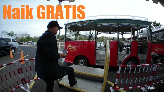 Layanan Shuttle Bus di GWK Bali--dokpri