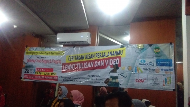 Workshop Travel Blogging & Vlogging, Mini Diorama Bale Panyawangan, Purwakarta (28/12/2019). Dokpri