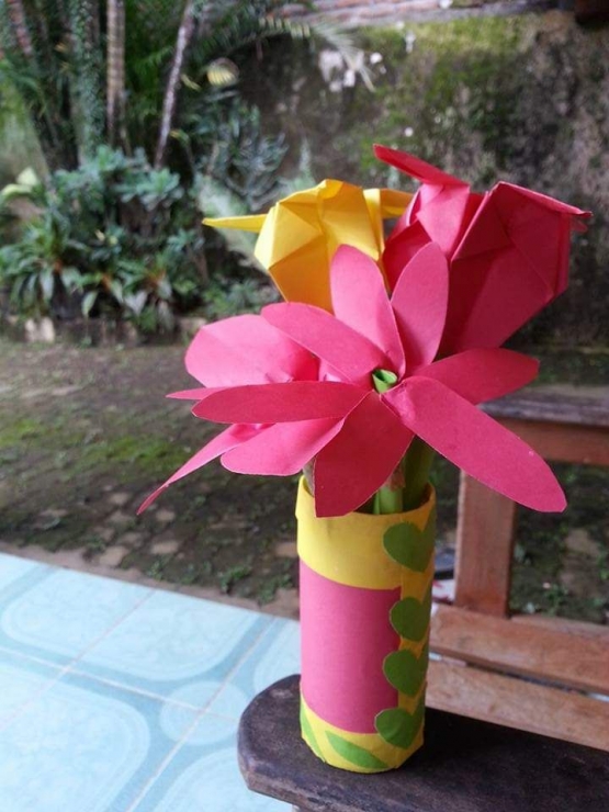 Hasil origami tingkat kompleksitas tinggi. Photo by Ari
