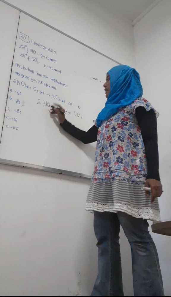 Melakukan passion saya dalam membagi ilmu. Foto: pribadi