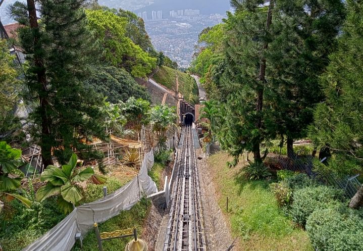 Jalur rel naik Bukit Bendera (dok pribadi)