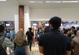 Antre wisatawan Indonesia yang mau berlibur ke luar negeri (dok pribadi)