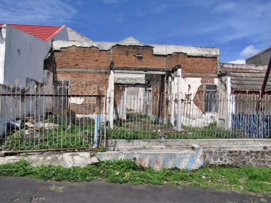 puing rumah azahari batu puing rumah azahari batu