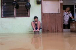 Banjir di Jalan Kerinci, Pasar Baru, Jakarta Pusat (02/01/2020) ANTARA FOTO/M Risyal Hidayat/wsj