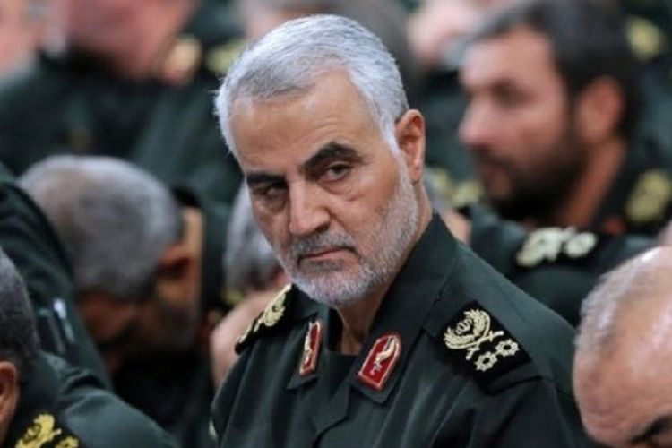 Mayor Jenderal Qasem Soleimani, komandan Pasukan Quds yang merupakan cabang dari Garda Revolusi Iran | BBC