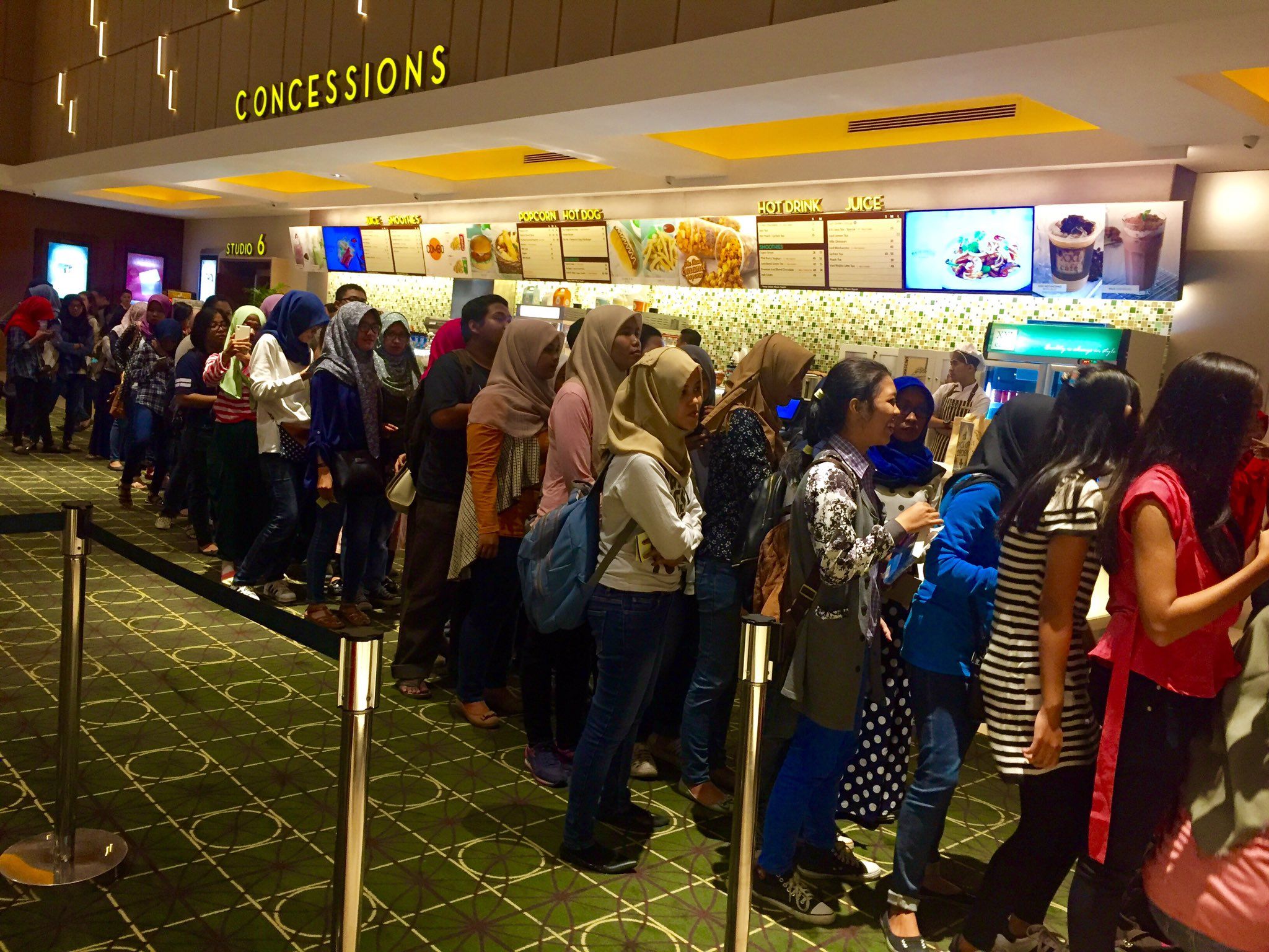Cinemags, Majalah Cetak Khusus Film yang Tetap Eksis Halaman 1 