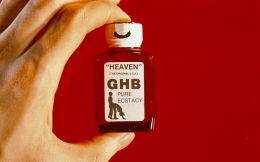GHB yang dijual di internet digambarkan sebagai obat pemerkosaan (sumber gambar: telegraph.co.uk)