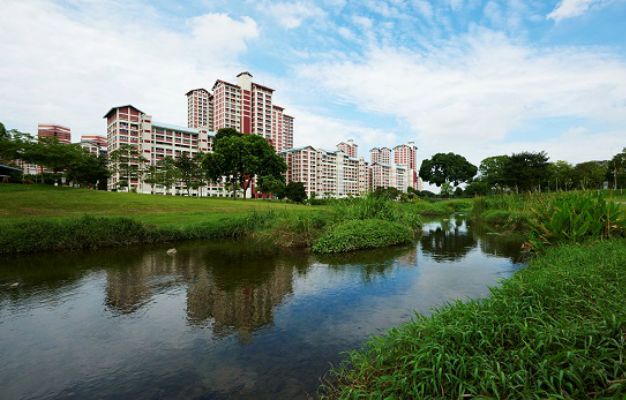 Bishan Park, hulu Sungai Kallang, Singapura, hasil rekonstruksi ekosistem asli sungai (Foto: pub.gov.sg)