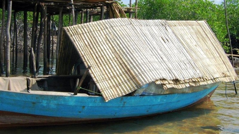 Perahu kajang Orang Laut (Foto Marahalim Siagian)