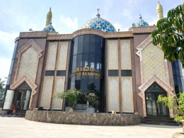 Masjid Baitus Sa'adiyah Rest Area KM 72B, Jalan Tol Cipularang (sumber foto: J.Haryadi)  