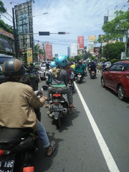 Suasana di Traffic Light kota Semarang (Dokpri)