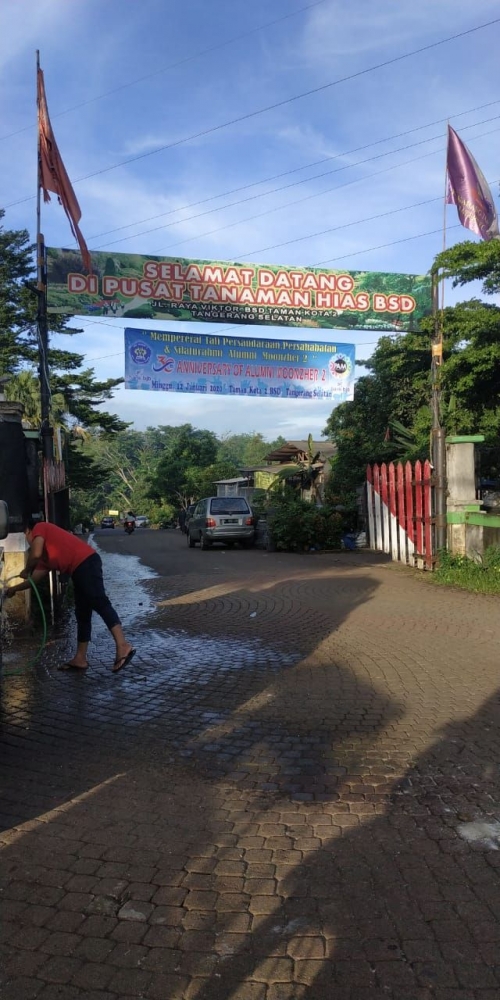 Akses pintu masuk dari Jl. Victor (sumber: Ketapels)