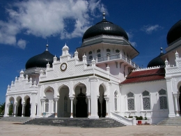 Masjid Raya Baiturrahman Banda Aceh (semarak.news)