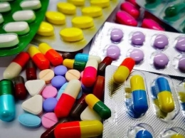 kumpulan produk obat (foto: istockphoto.com)