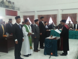 Ketua Pengadilan Negeri Balige Lantik Ketua/wakil kerua DPRD Tobasa | Dokpri