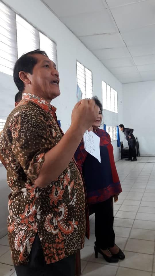 Bupati Karo bersama Wakil Bupati Karo memberikan motivasi dan bimbingan kepada peserta simulasi CAT-BKN (Sumber: Kantor Regional VI Badan Kepegawaian Negara Medan)