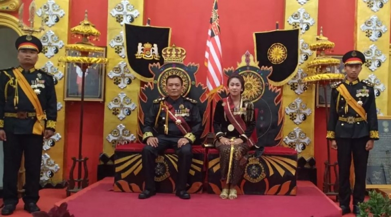 Raja dan Ratu Keraton Agung Sejagat (Sumber: borobudurnews.com)