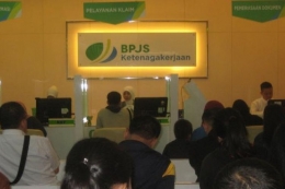 Suasana di kantor BPJS Ketenagakerjaan di Jalan Jenderal Sudirman, Jakarta. Foto diambil pada Selasa (1/3/2016). (Primus via kompas.com)