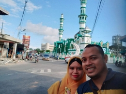 Masjid pun di Singkawang jadi lokasi wisata. Foto | Dokpri