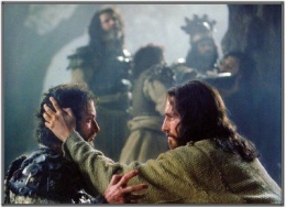 Yesus menyembuhkan telinga seorang prajurit yang ingin menangkapNya-jawaban.com