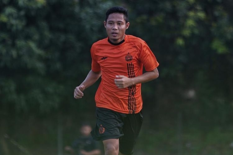 Evan Dimas saat mengikuti sesi latihan bersama Persija Jakarta, Jumat (17/1/2020) sore WIB. (Dok. Persija Jakarta)