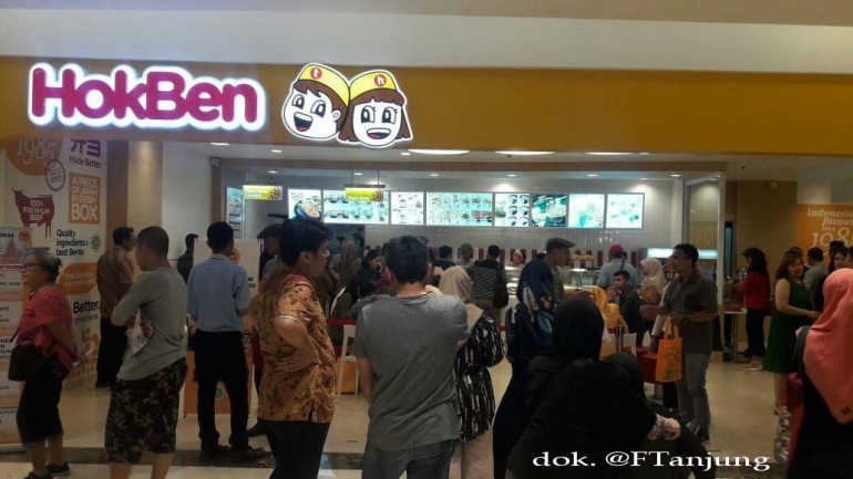 Suasana undangan yang hadir saat perkenalan HokBen sebelum pembukaan di SUn Plaza, Medan (27/01/20). dok. @ftanjung